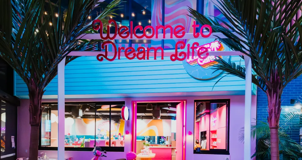 Malibu Barbie Café